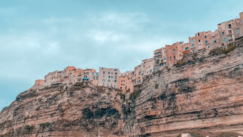 Rachat de crédits pour les résidents en Corse